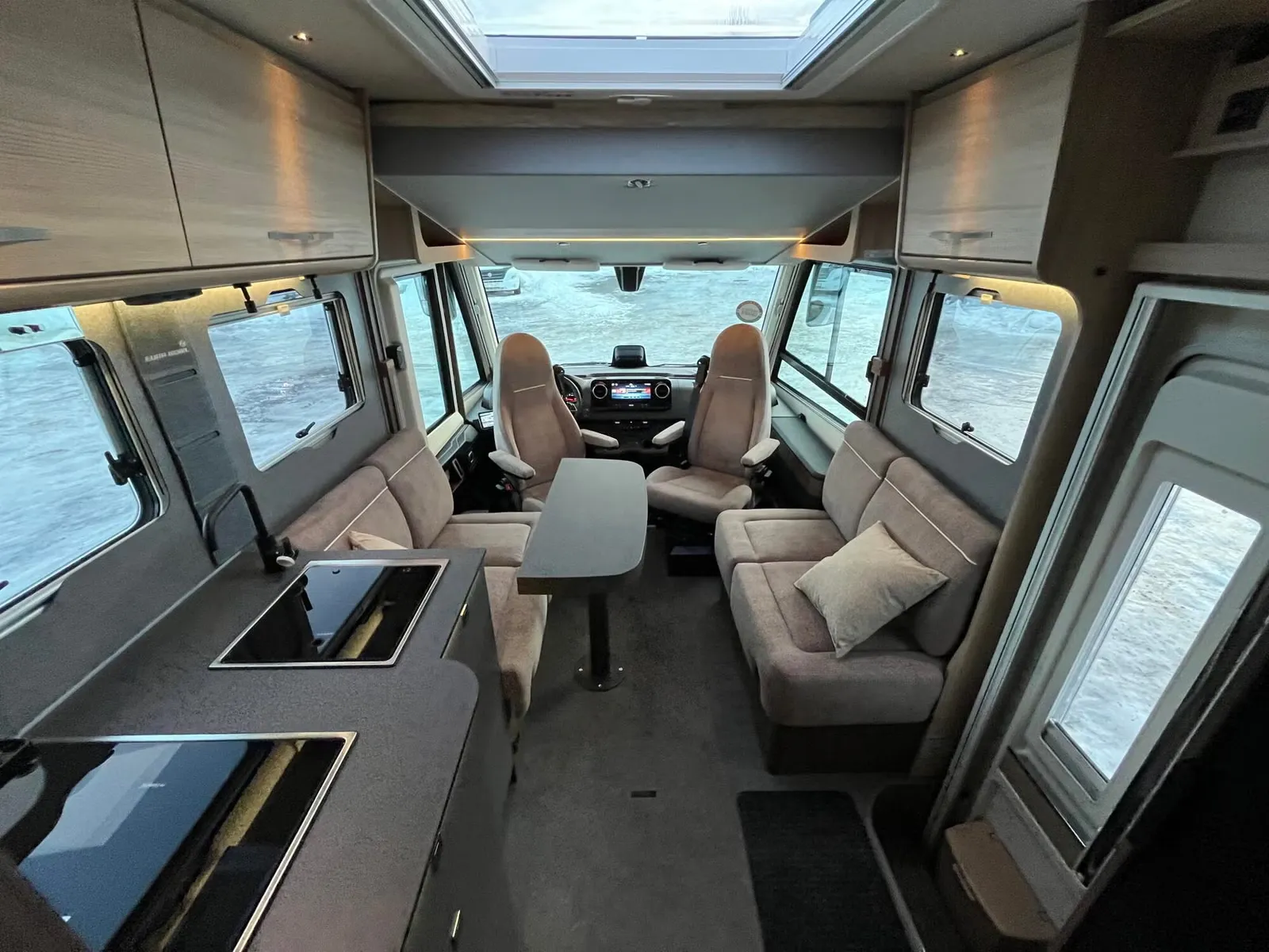 Eura Mobil IL GT 726 EF