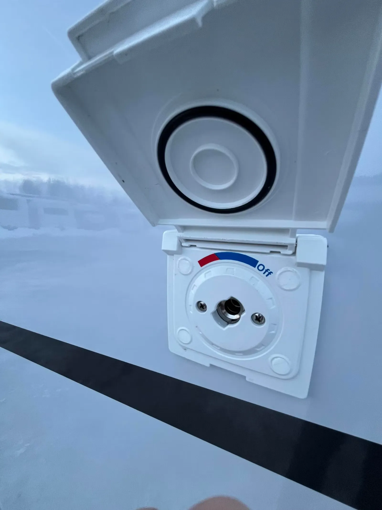 Eura Mobil IL GT 726 EF