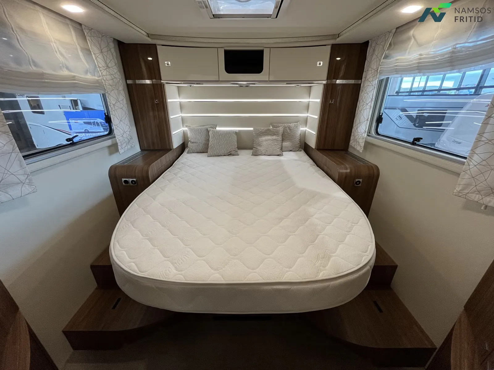 Eura Mobil Integra 890 QB