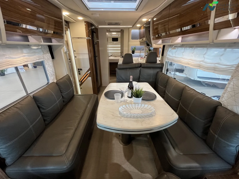 Eura Mobil Integra 890 QB