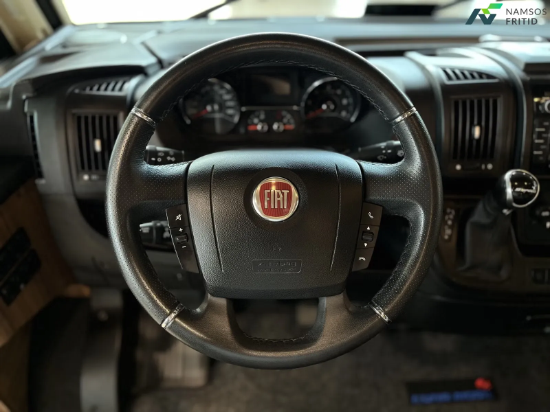 Eura Mobil Integra 890 QB