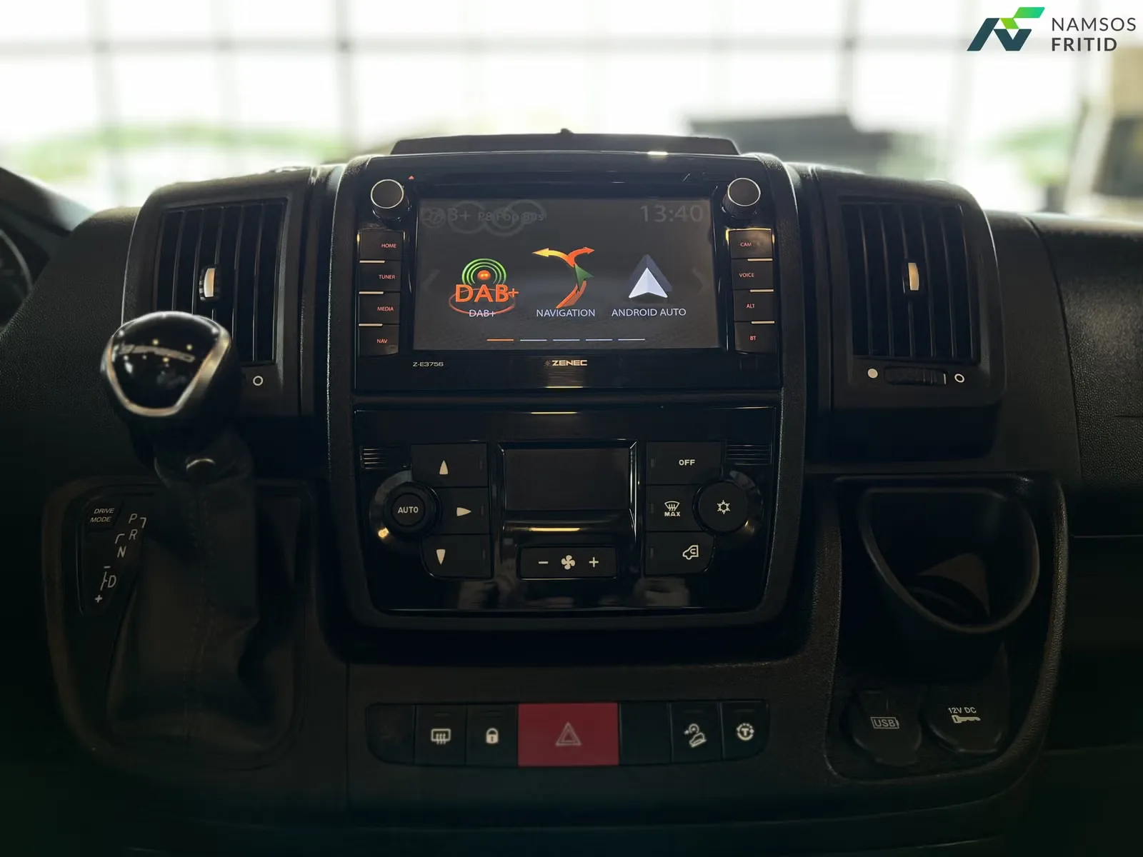 Eura Mobil Integra 890 QB