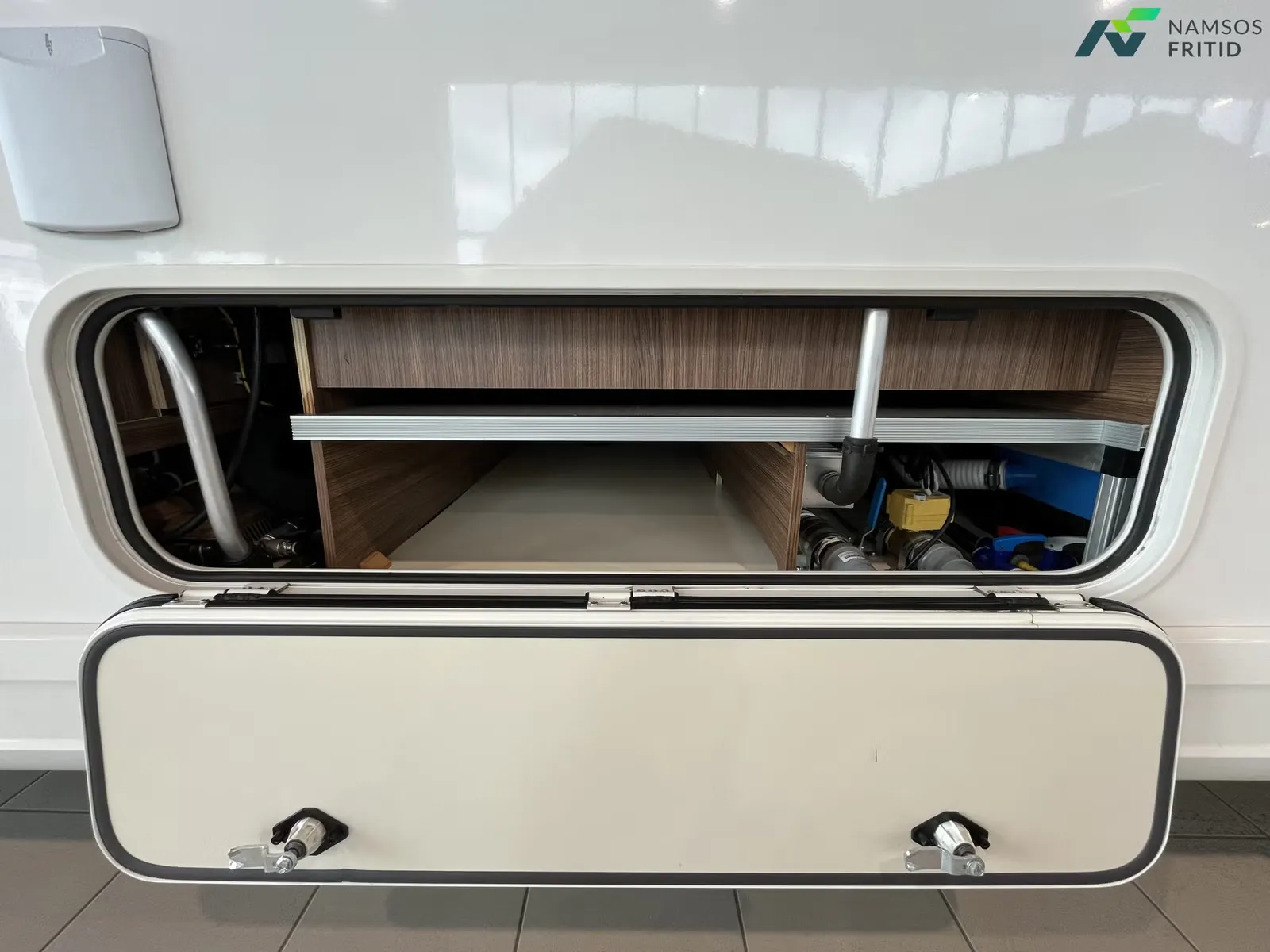 Eura Mobil Integra 890 QB