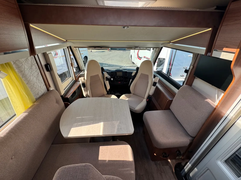 Eura Mobil IL 720 EB