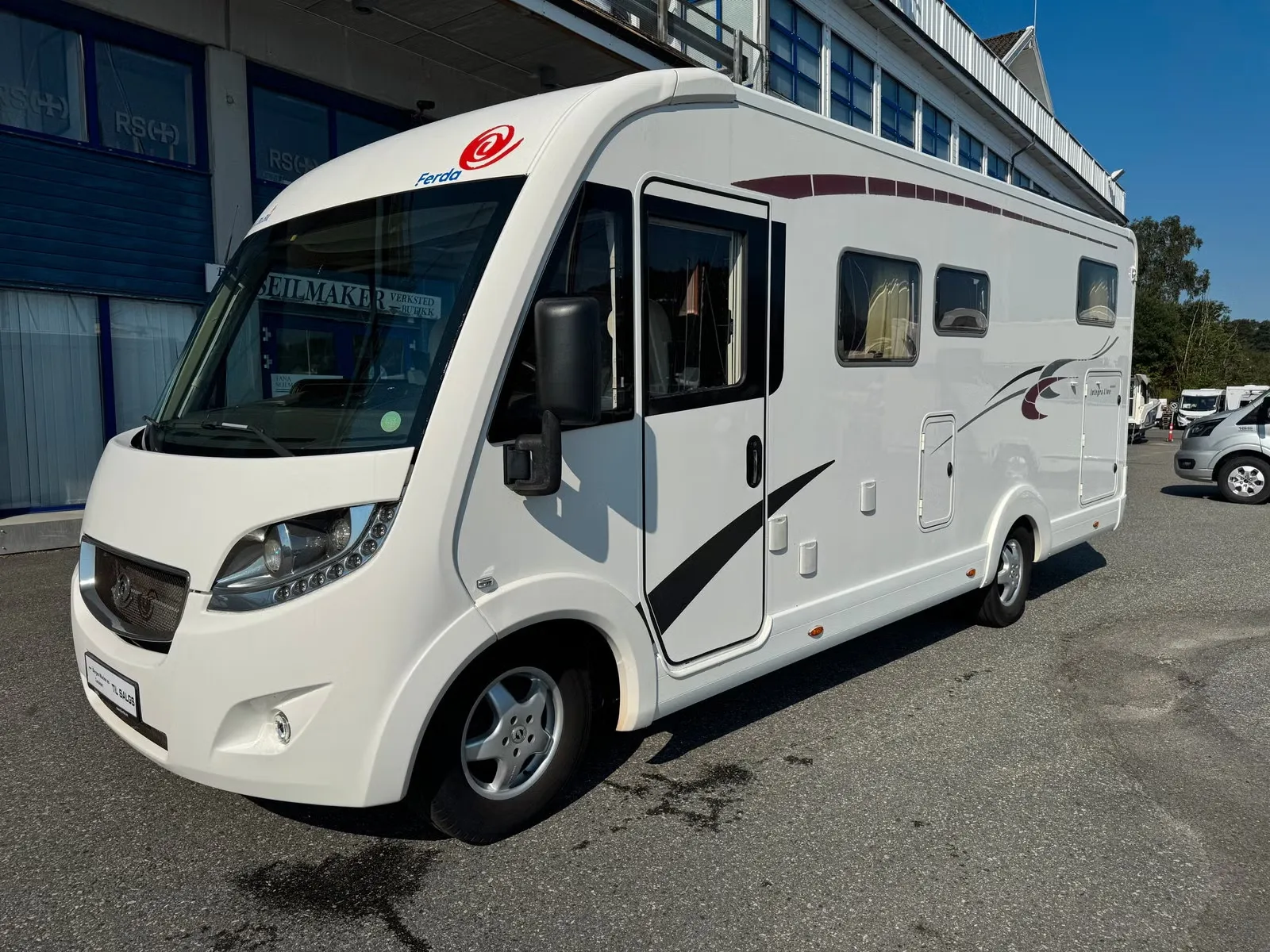 Eura Mobil IL 720 EB