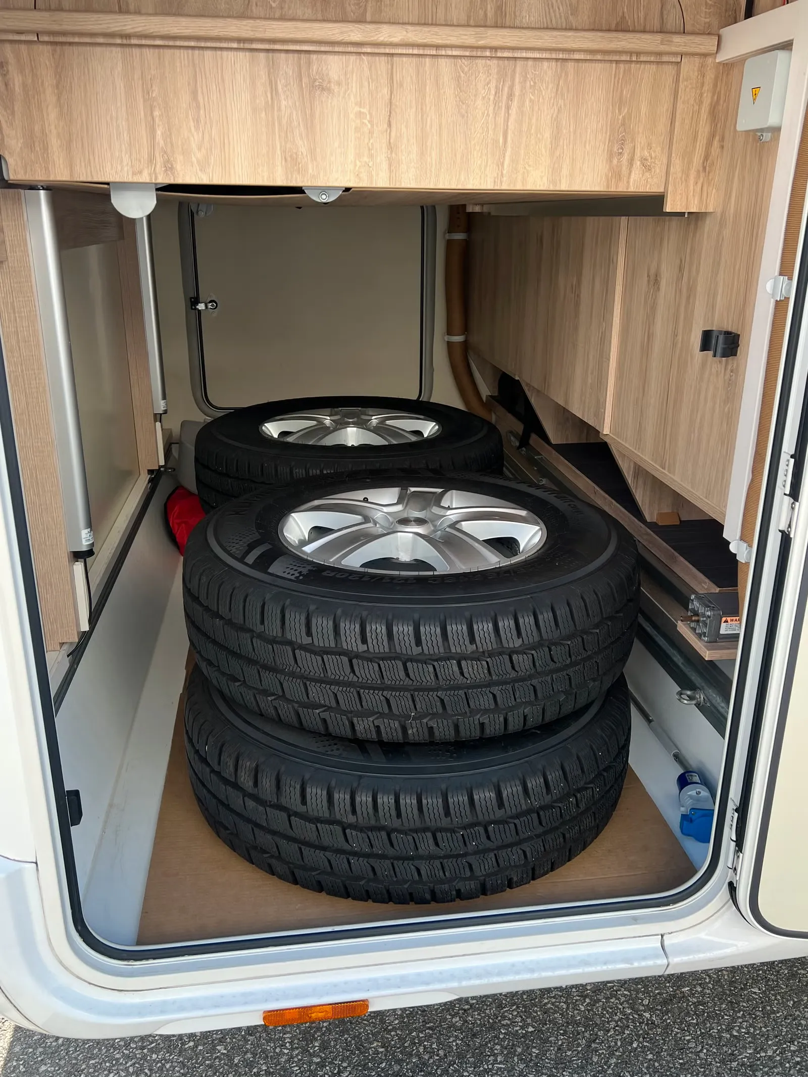 Eura Mobil PT 720 QB