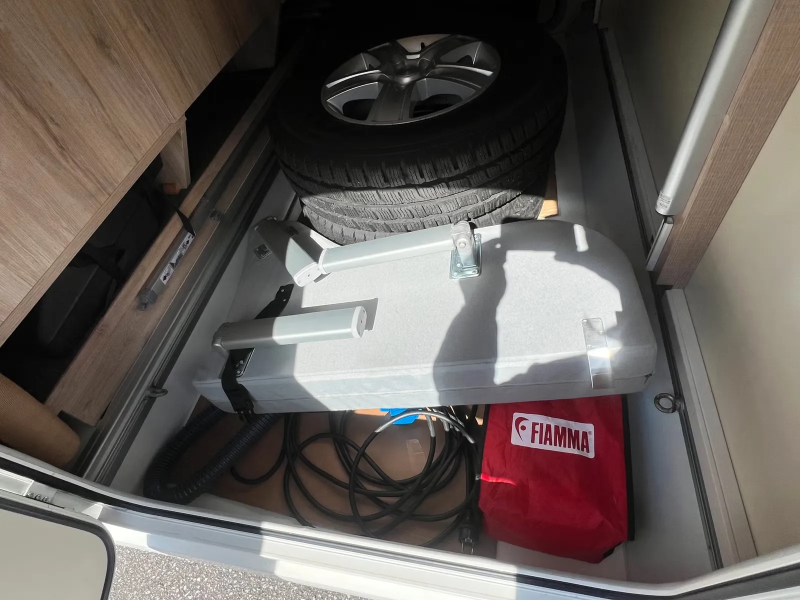 Eura Mobil PT 720 QB