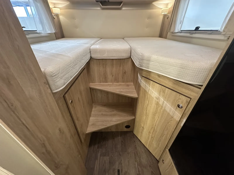 Eura Mobil Profila PT 695 EB