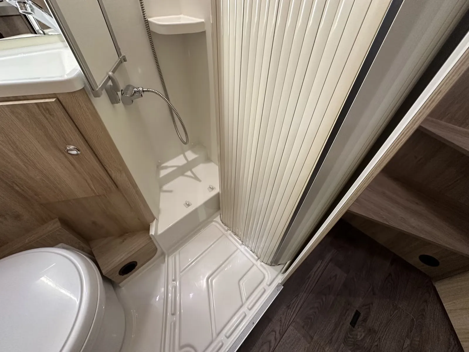 Eura Mobil Profila PT 695 EB