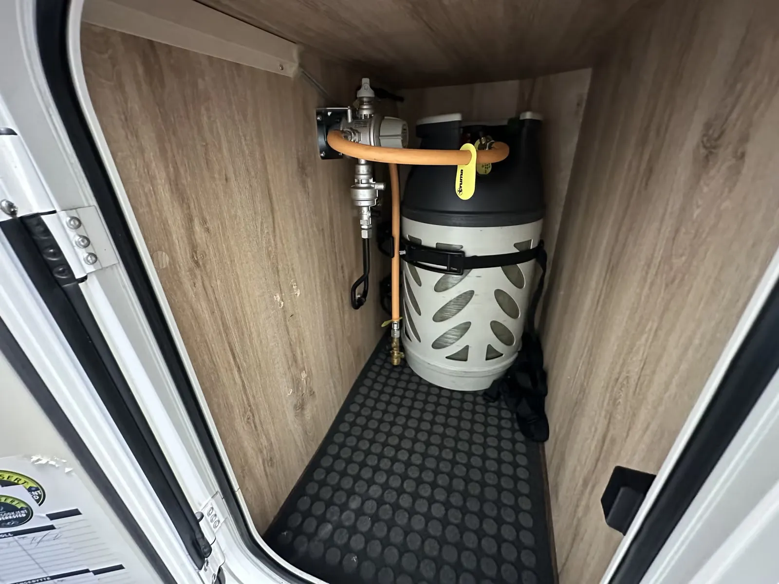 Eura Mobil Profila PT 695 EB