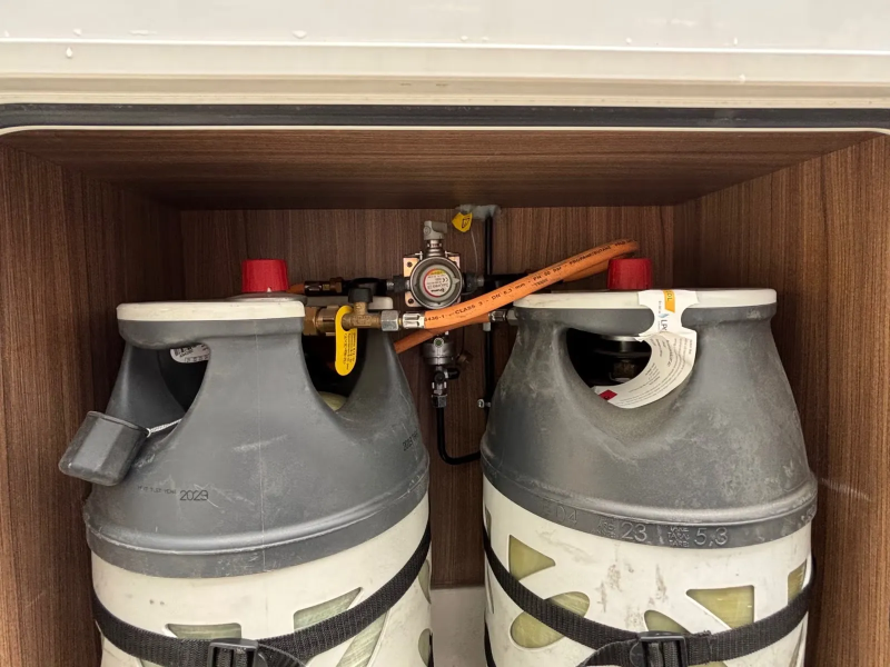 Eura Mobil Integra 890 QB