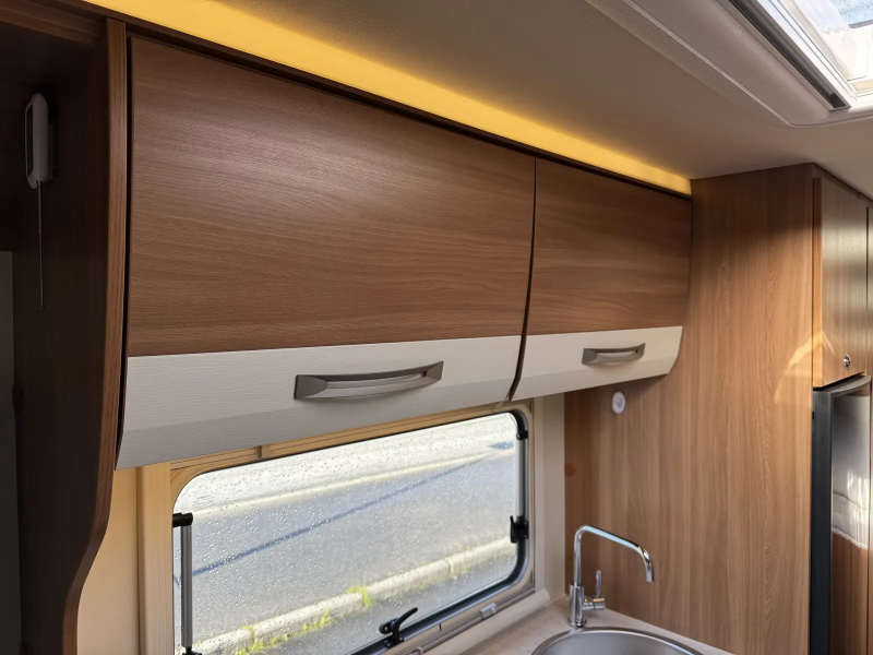 Eura Mobil Activa one 690 hb