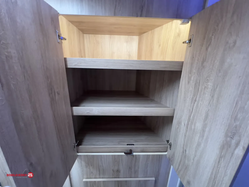 Eura Mobil IL 695 LF