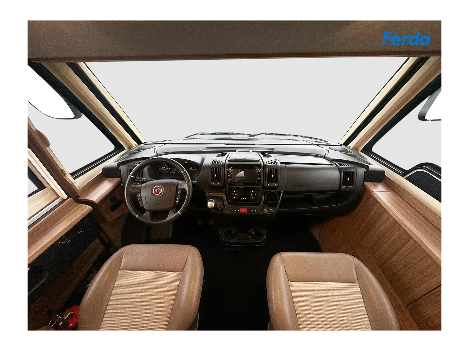 Eura Mobil IL 720 QB