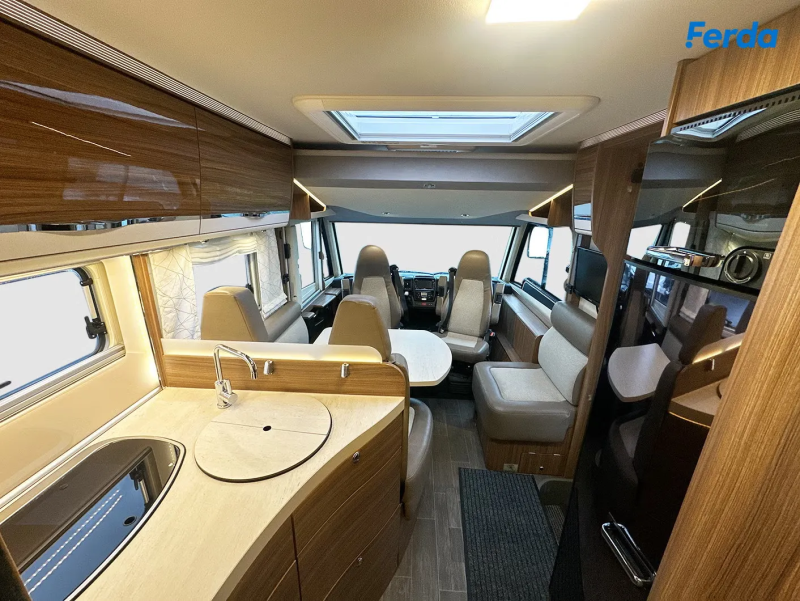 Eura Mobil IL 720 QB