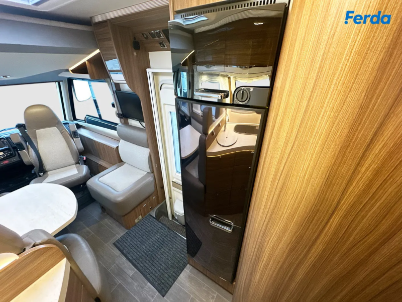 Eura Mobil IL 720 QB