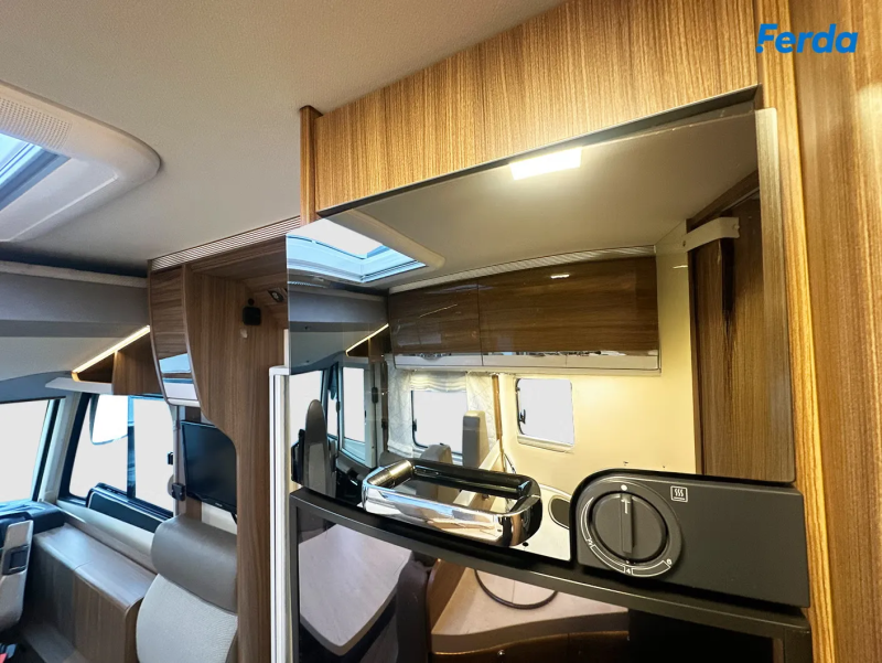 Eura Mobil IL 720 QB