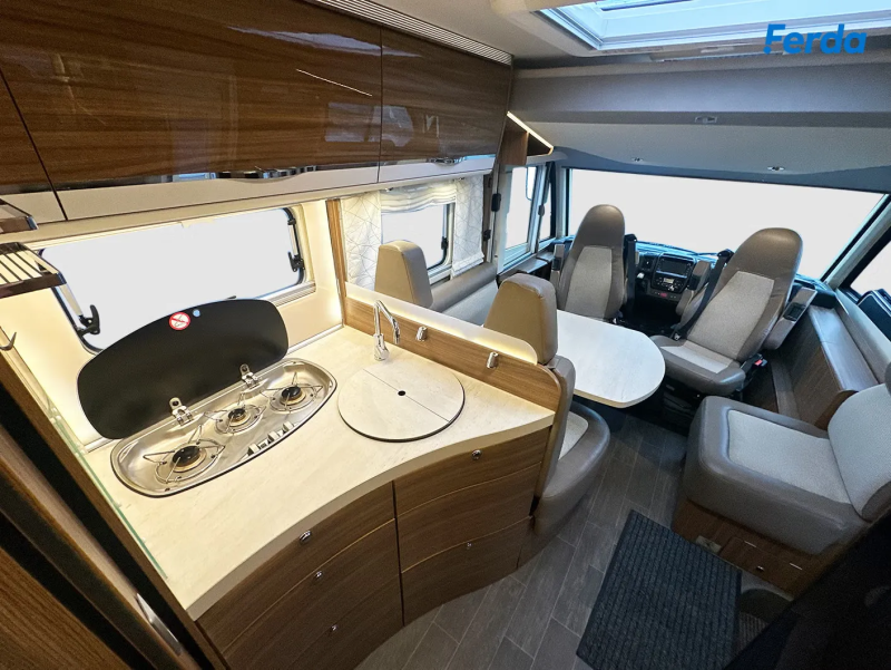 Eura Mobil IL 720 QB