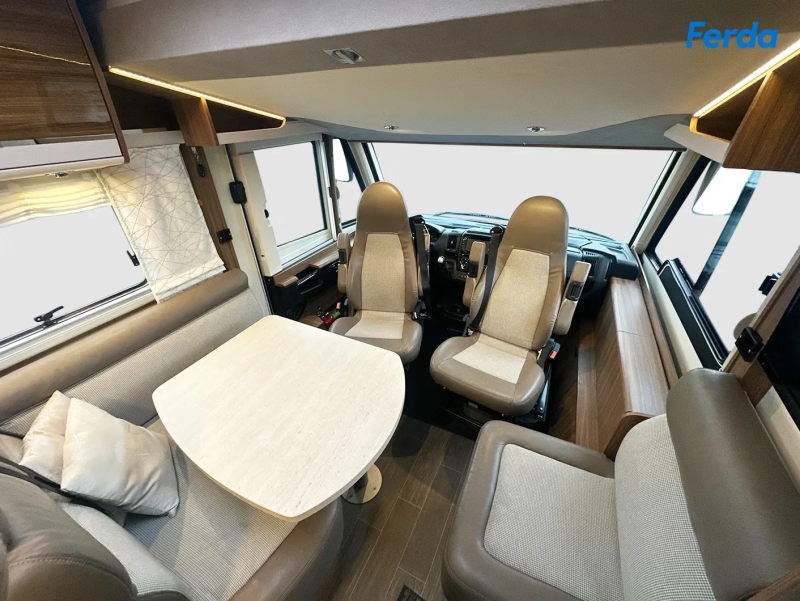 Eura Mobil IL 720 QB