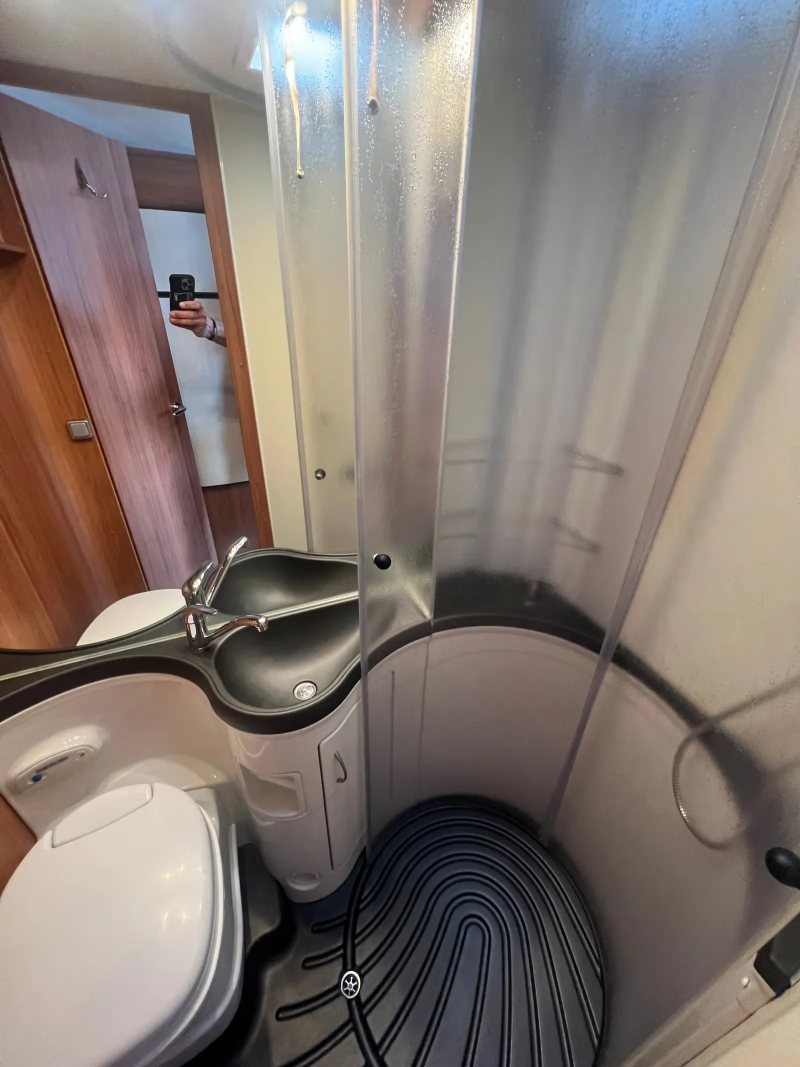 Eura Mobil INTERGRA LINE IS 700 EB