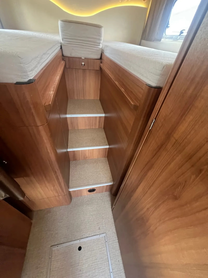 Eura Mobil INTERGRA LINE IS 700 EB