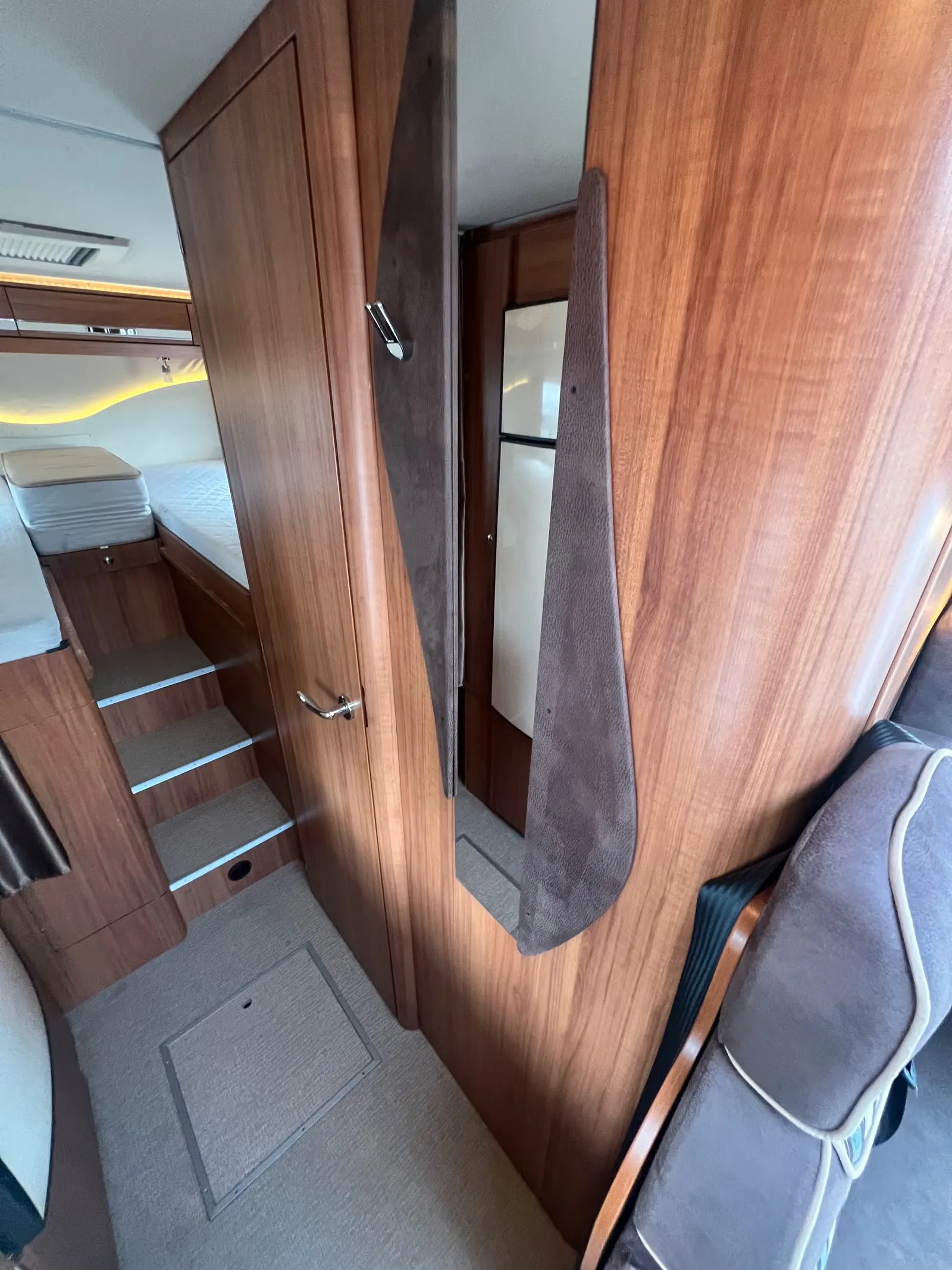 Eura Mobil INTERGRA LINE IS 700 EB