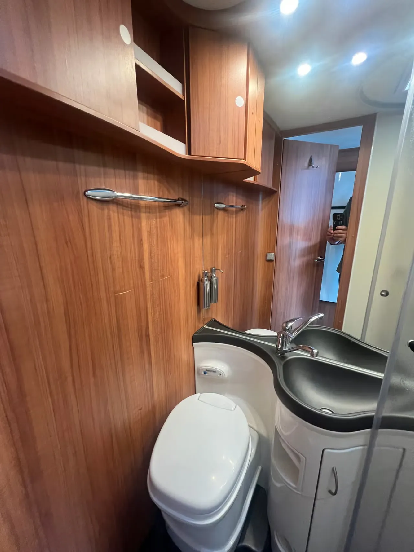 Eura Mobil INTERGRA LINE IS 700 EB