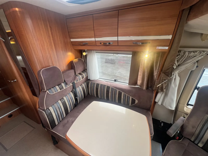 Eura Mobil INTERGRA LINE IS 700 EB