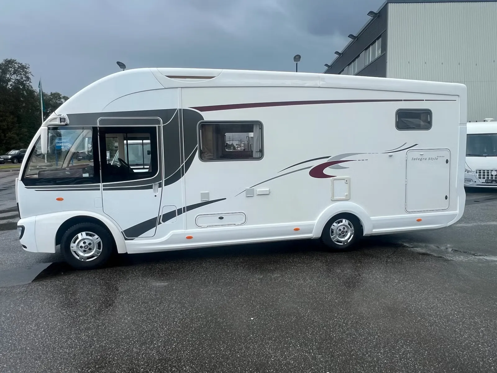 Eura Mobil INTERGRA LINE IS 700 EB