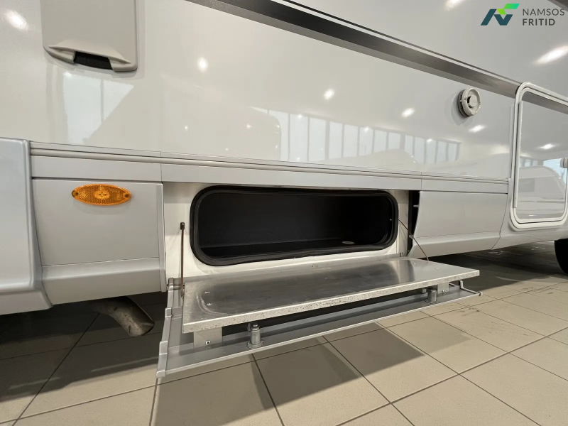 Adria Sonic Supreme 810 SC