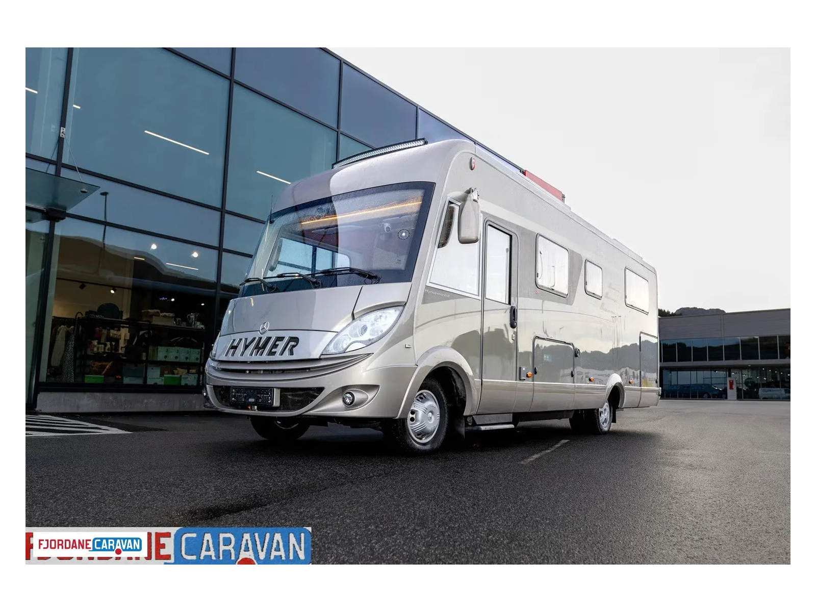 Hymer B 690 Starline kaufen – Kroken Bobil AS