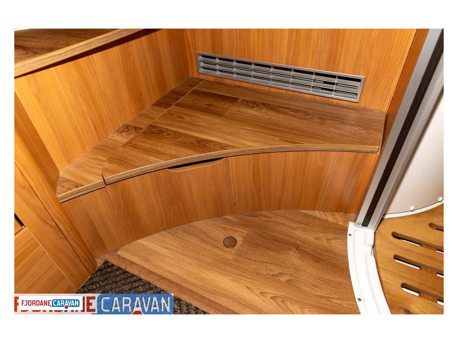 Hymer B 690 Starline kaufen – Kroken Bobil AS