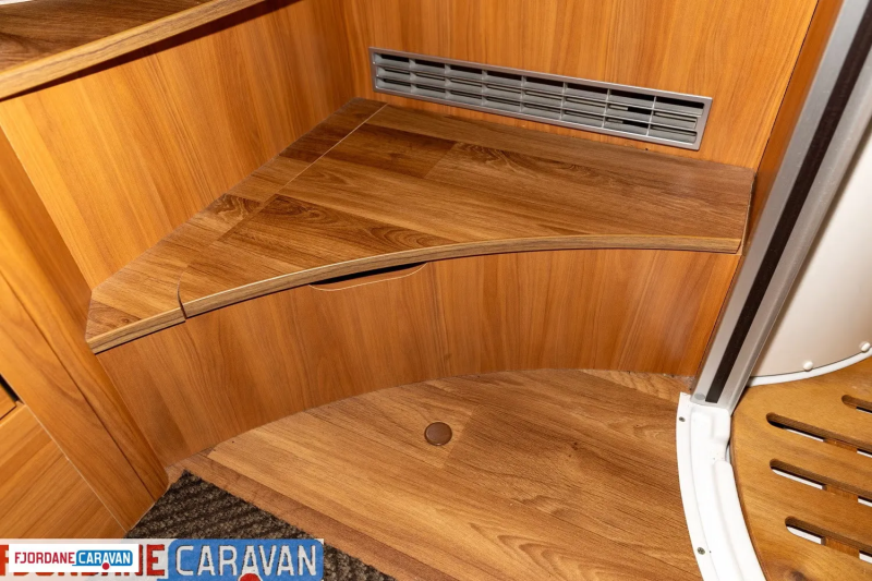 Hymer B 690 Starline kaufen – Kroken Bobil AS