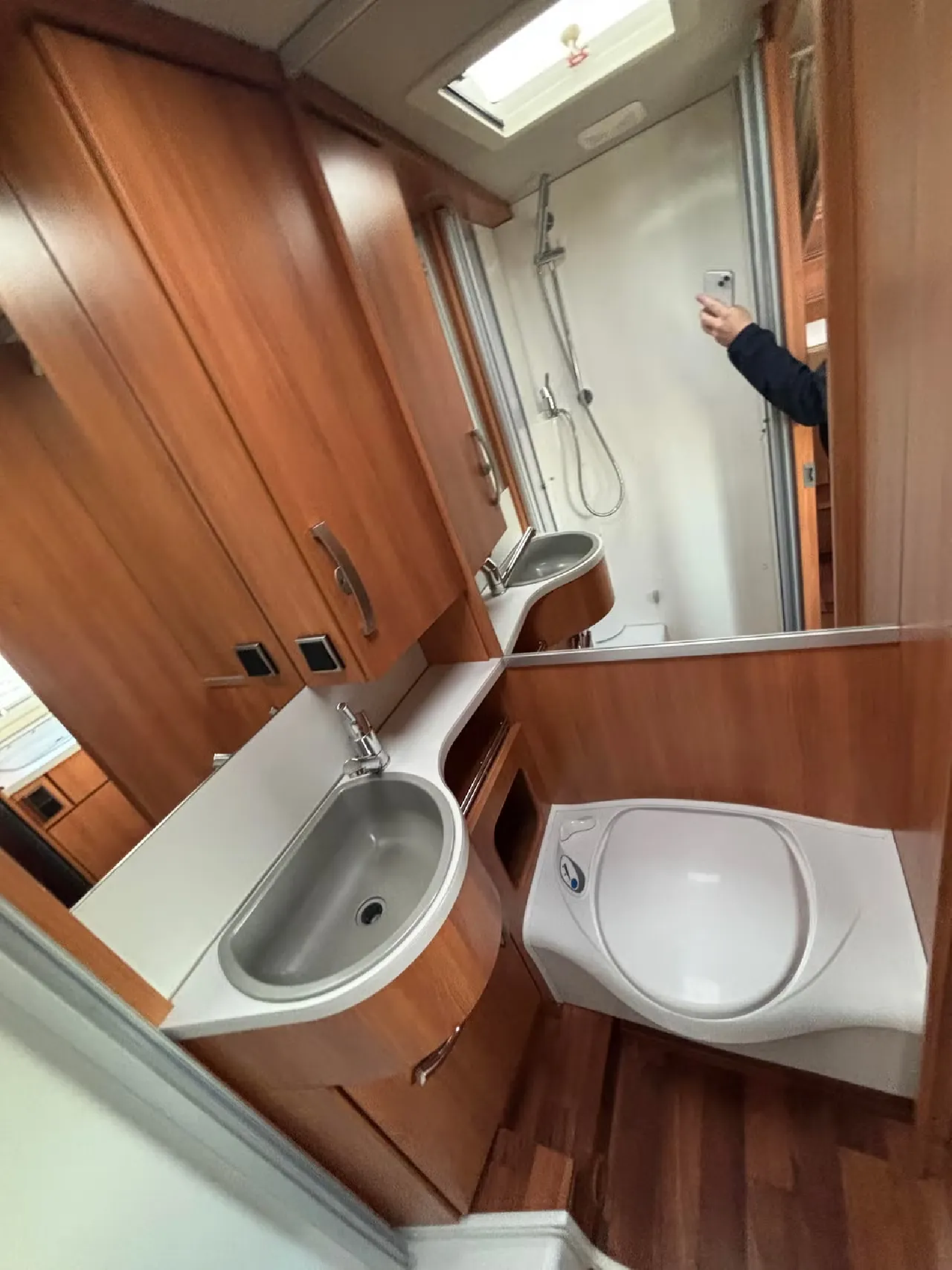 Hymer EX 588 kaufen – Kroken Bobil AS