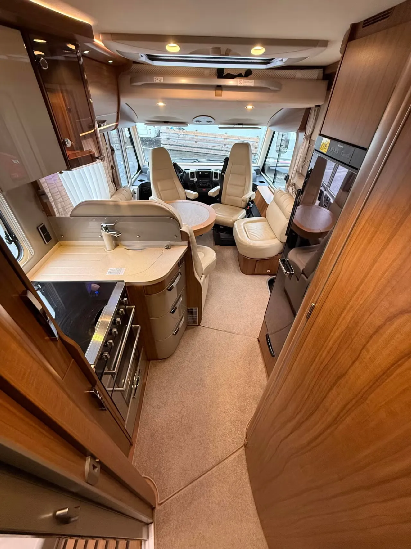 Hymer B PremiumLine 704 kaufen – Kroken Bobil AS