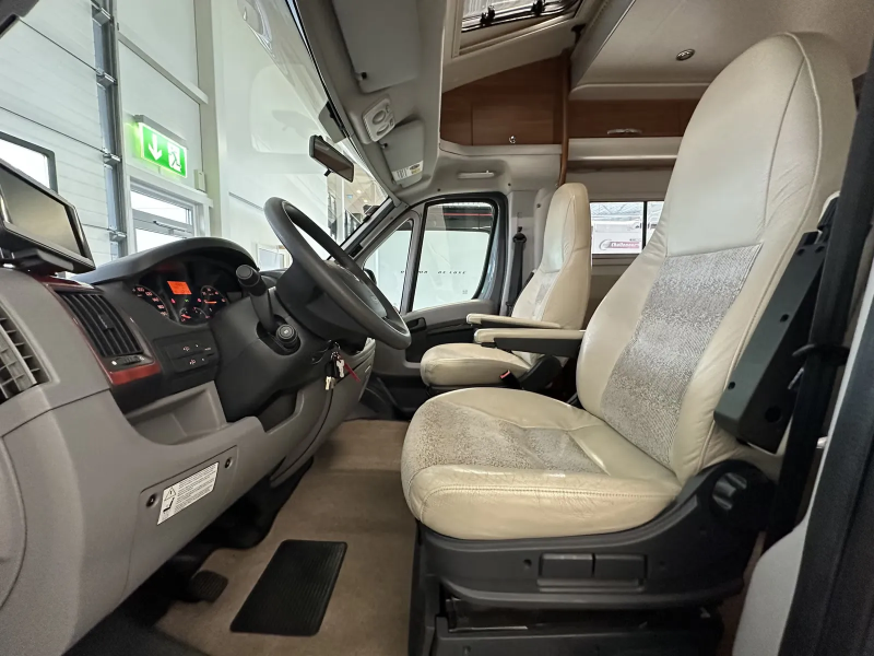 Adria Matrix M 680 SP 3.0Mjet 157 ch