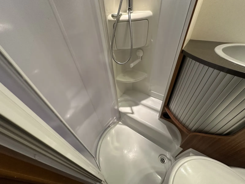 Adria Matrix M 680 SP 3.0Mjet 157 ch