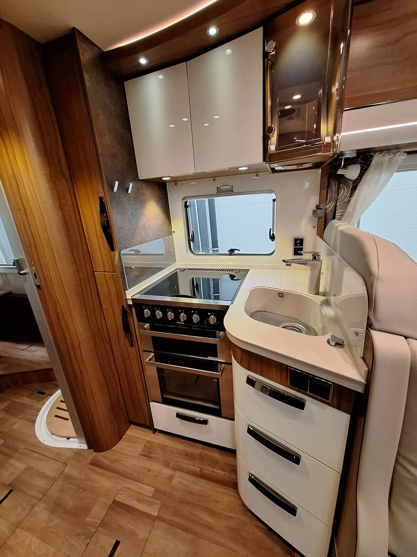 Hymer B 708 PL kaufen – Kroken Bobil AS