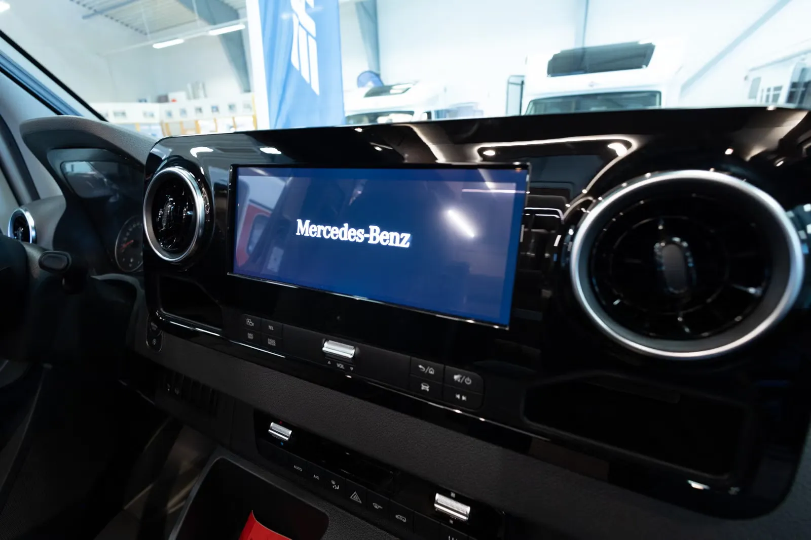 Hymer B-MC-T 680 kaufen – Kroken Bobil AS