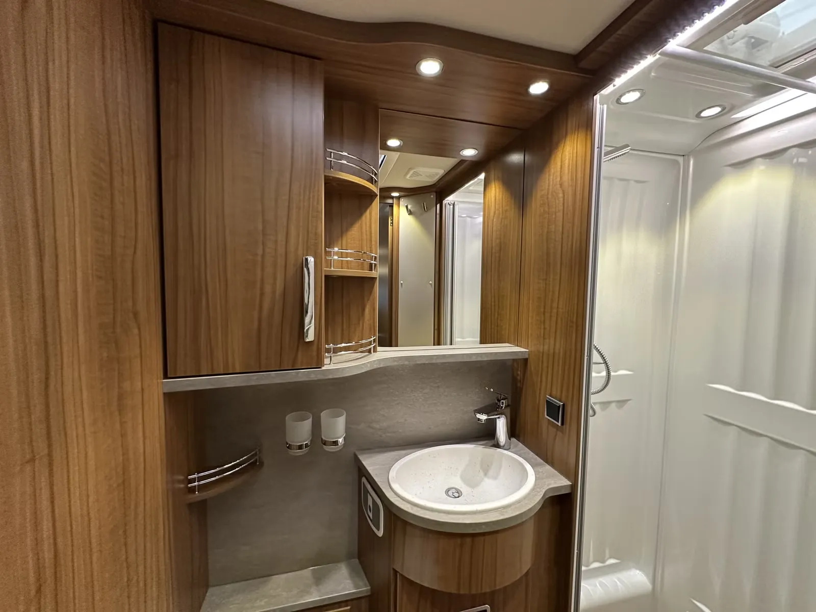 Hymer B 668 PremiumLine kaufen – Kroken Bobil AS