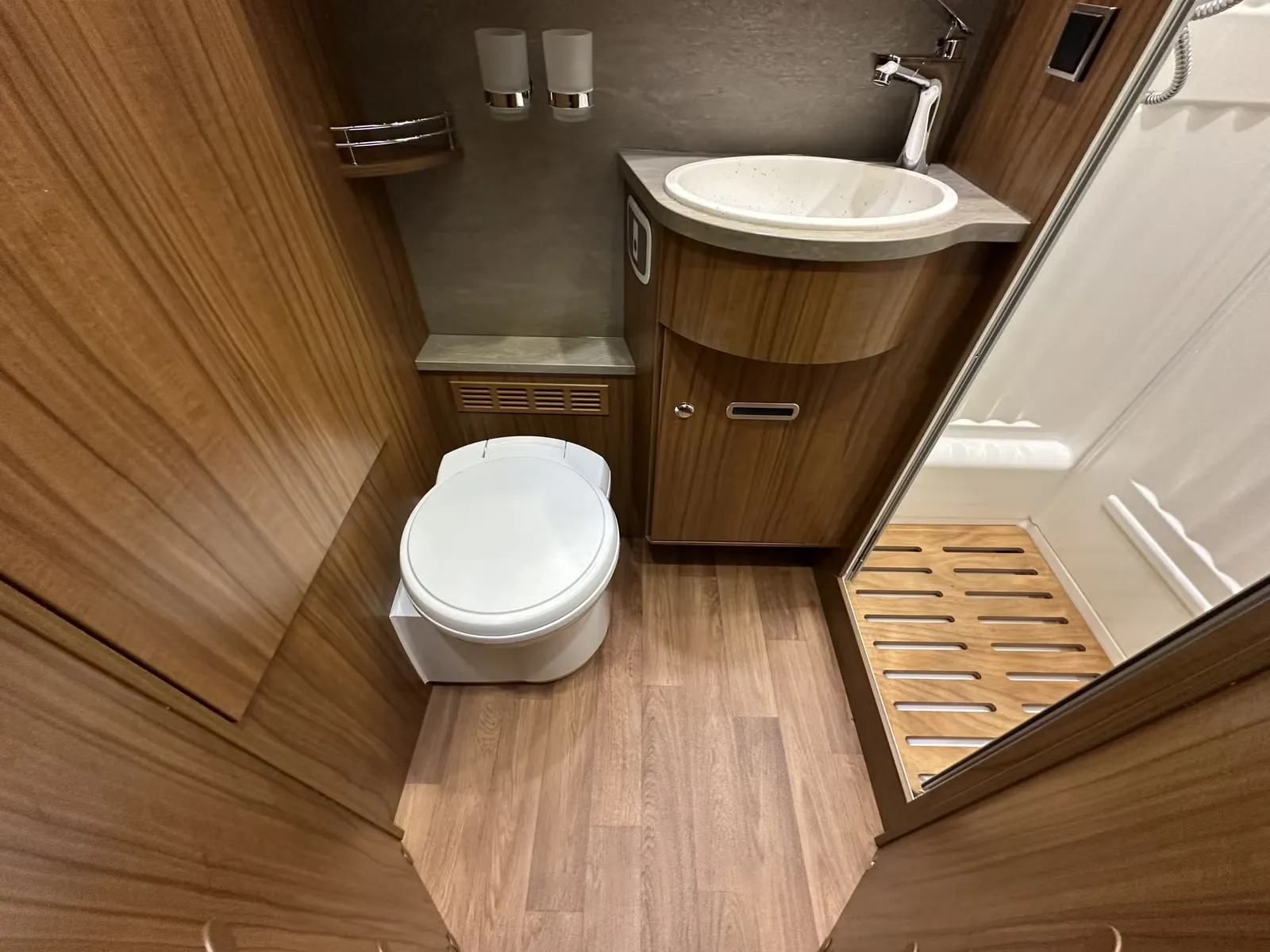 Hymer B 668 PremiumLine kaufen – Kroken Bobil AS