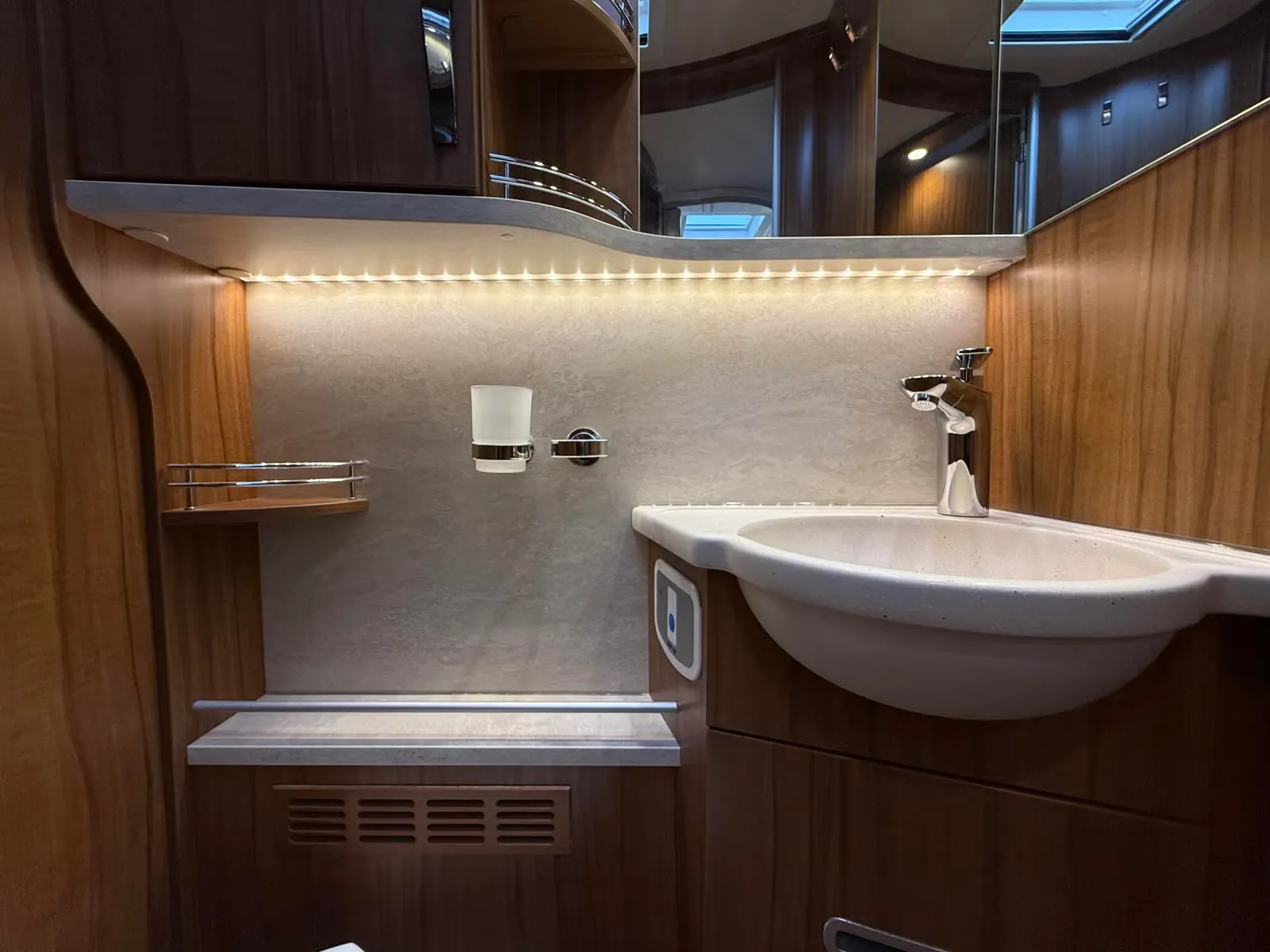 Hymer B 704 Premium Line kaufen – Kroken Bobil AS