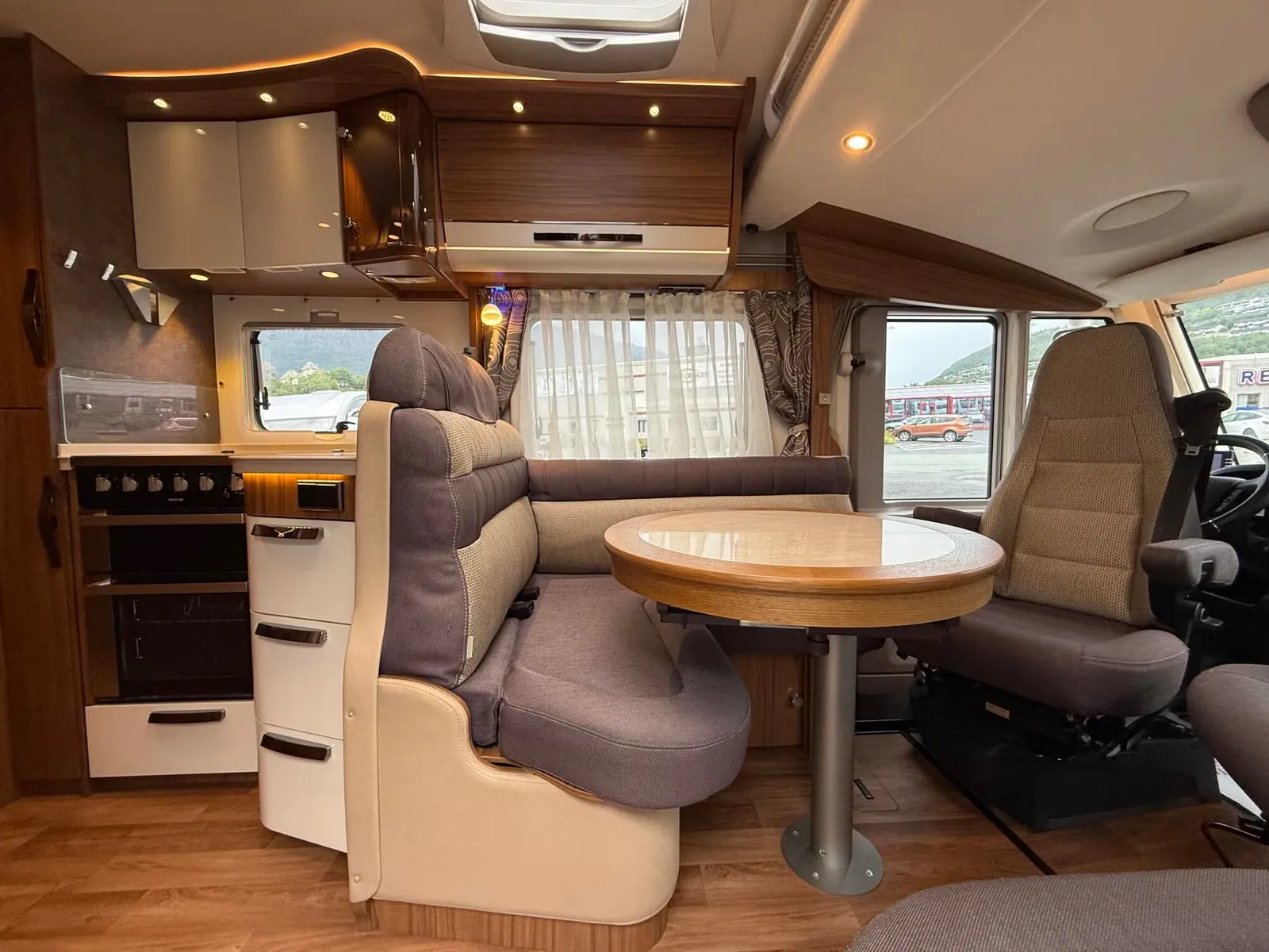Hymer B 704 Premium Line kaufen – Kroken Bobil AS
