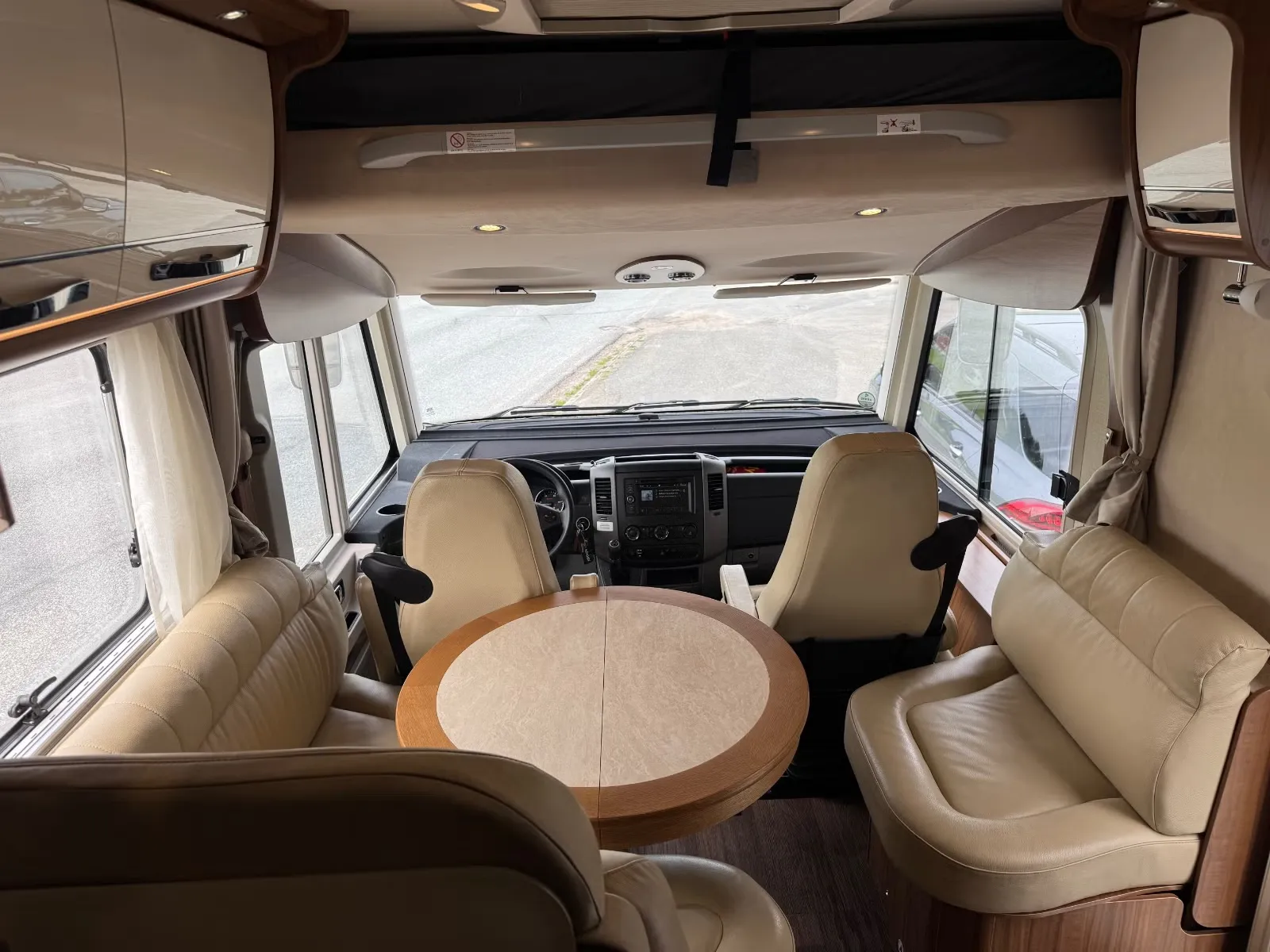 Hymer B 680 STARLINE V6 MB kaufen – Kroken Bobil AS